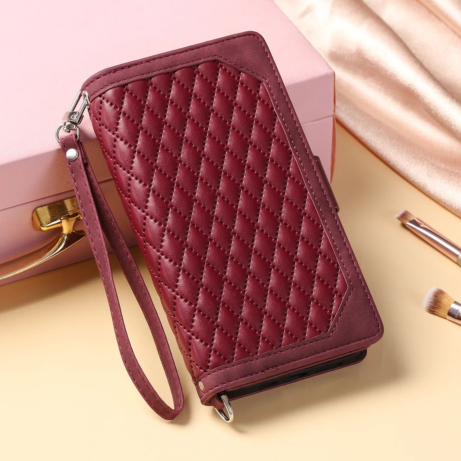 Suitable Checkered Multikarala Chain | S25u Dock - Electronics > Communications > Telephony > Mobile Phone Accessories > Mobile Phone Cases | Elegant Fashion (View 6)